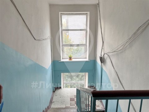 3-к квартира, 4/4 эт., 42м²