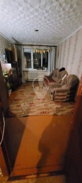 3-к квартира, 1/2 эт., 54м²